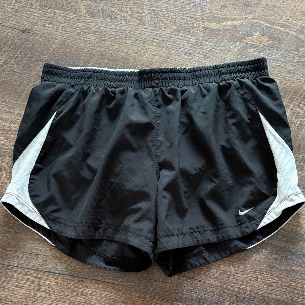 Nike Women's Black and Gray Athletic Shorts